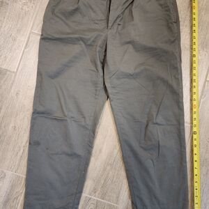 Banana Republic Men's Charcoal Chinos